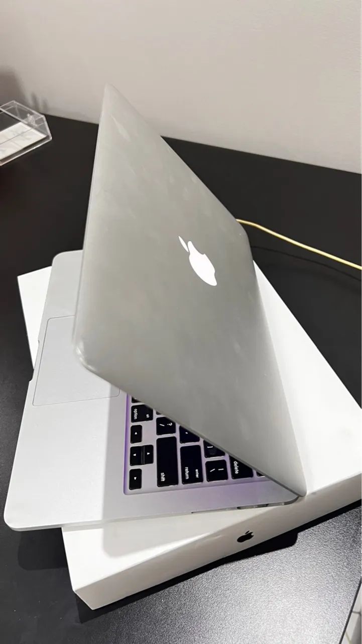 MacBook本体 MacBook Pro (Early 2015) MacBook Pro Retina 13