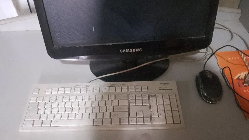 Vendo computador 
