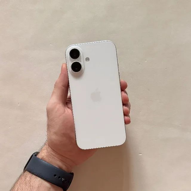 iPhone 16 128GB (Impecável)