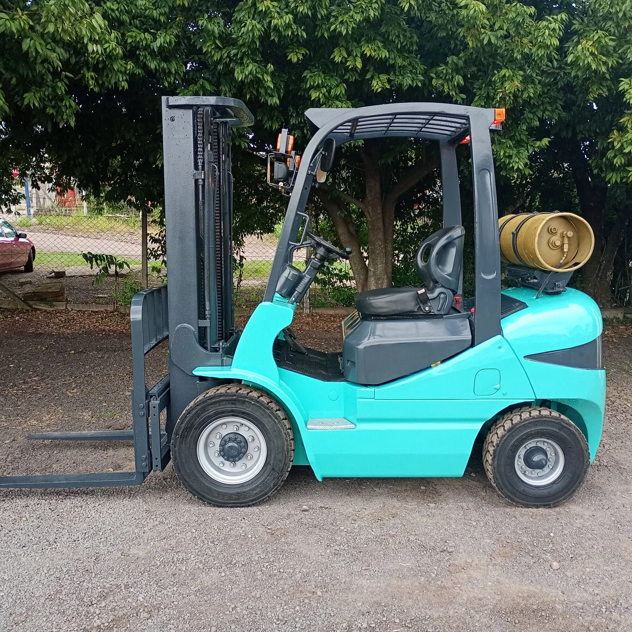 Empilhadeira Maxloader FG 25T