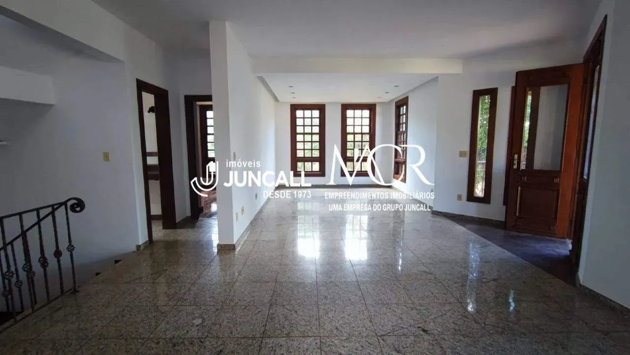 Casa de 4 quartos e 3 vagas de garagem para locação no bairro Belvedere!