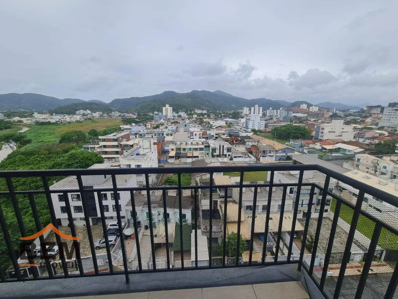 Apartamento com 1 dormitório para alugar, 46 m² por R$ 2.200/mês - Centro - Camboriú/SC - Foto 2