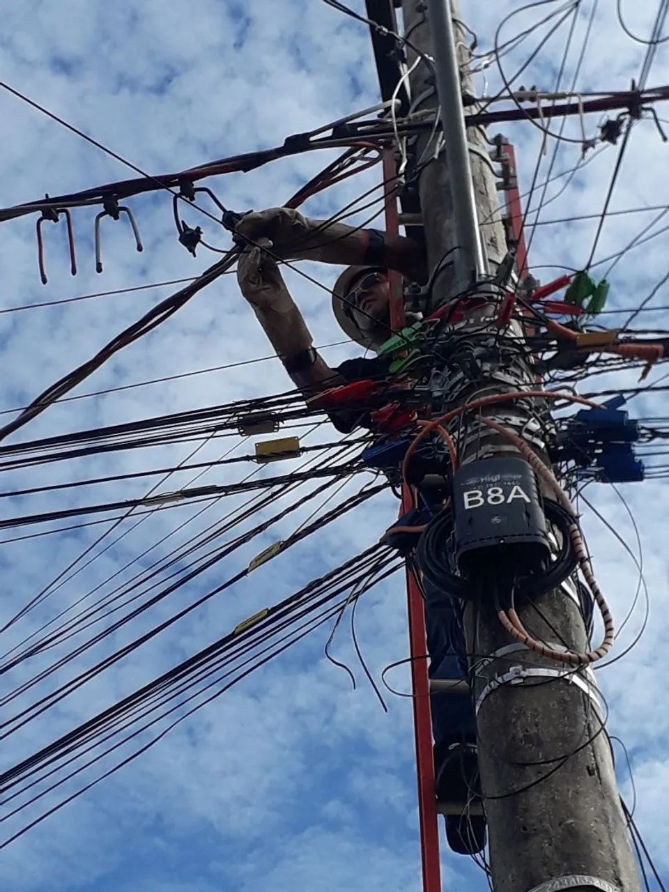 Eletricista alta e baixa tensão  - Foto 4
