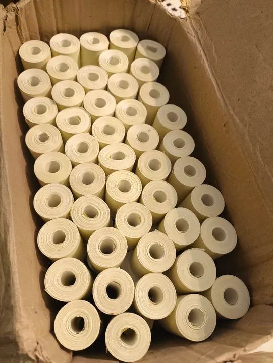 Kit de 90 Bobinas de papel térmico 57mm Amarelo- Para máquinas cartão e mini impressoras