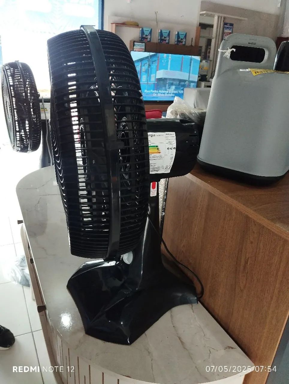 Ventilador de Mesa Britânia 150W Turbo Bivolt - Foto 2
