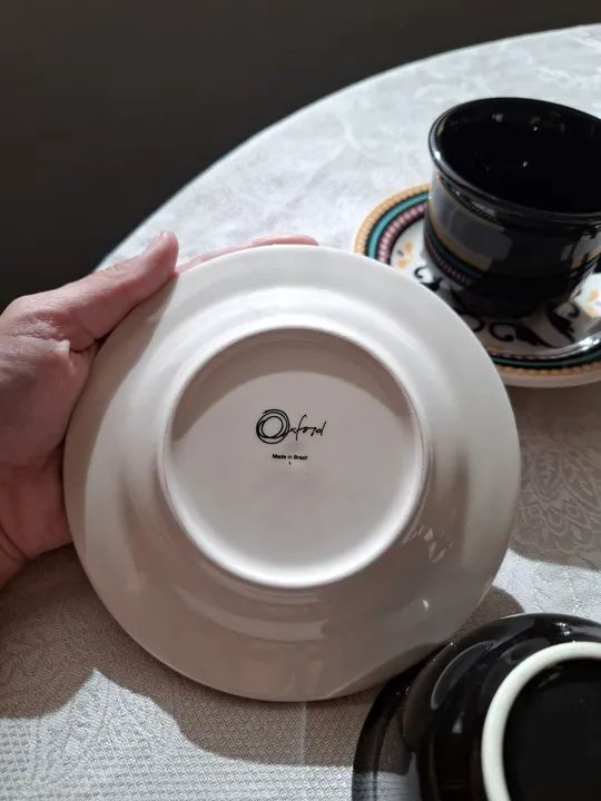 Conjunto de chá 8 peças com xícaras e pires da marca Oxford novo - Foto 4