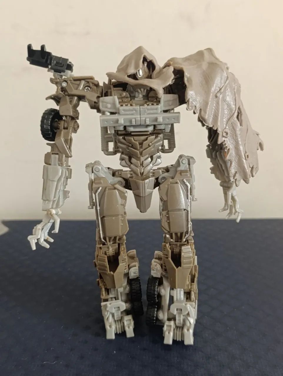 Transformers Megatron Robô Caminhão Brinquedo - Foto 2