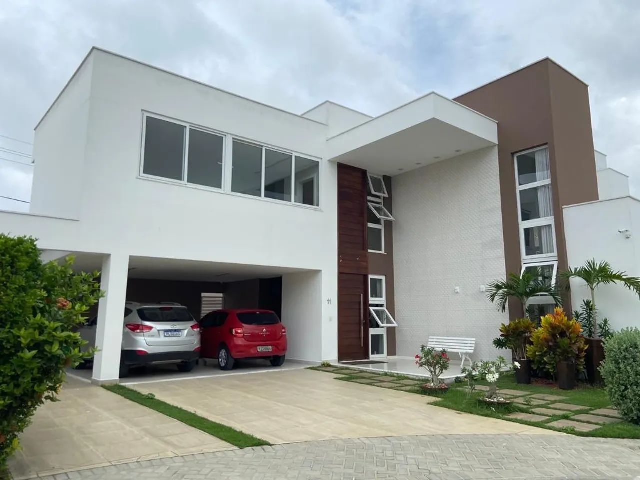 Dúplex luxuoso com 5 suítes no Condomínio Reserva Bangalay