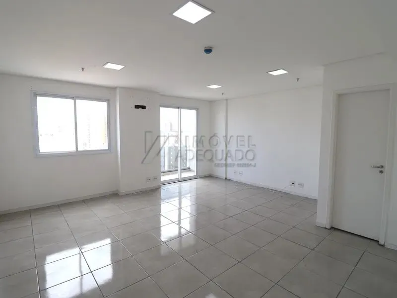 Sala Comercial para locação possui 37,75m² Em Centro - Osasco/SP