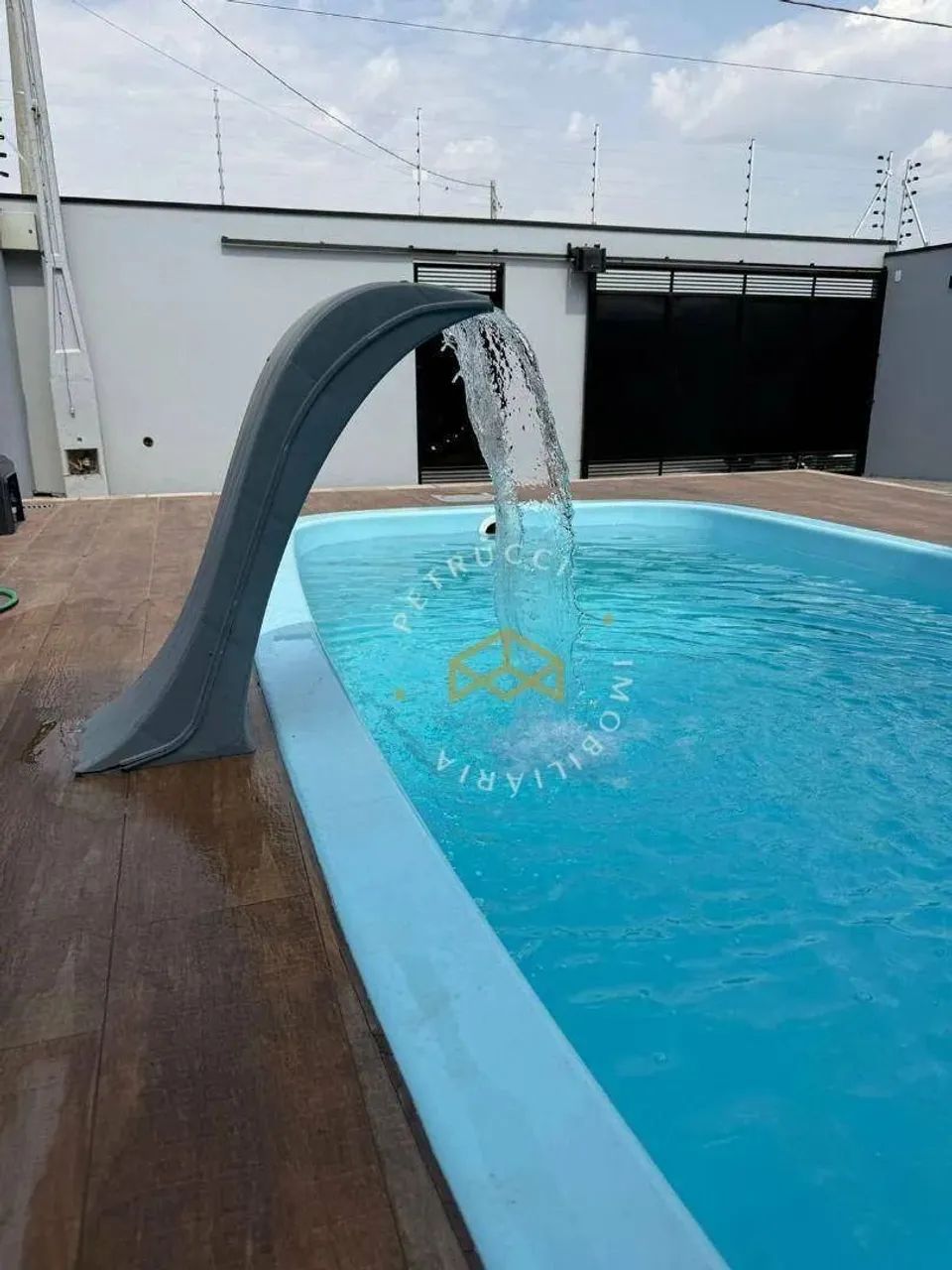 LINDA CASA COM PISCINA ÓTIMA PARA EVENTO/ OU MORADIA. - Foto 2