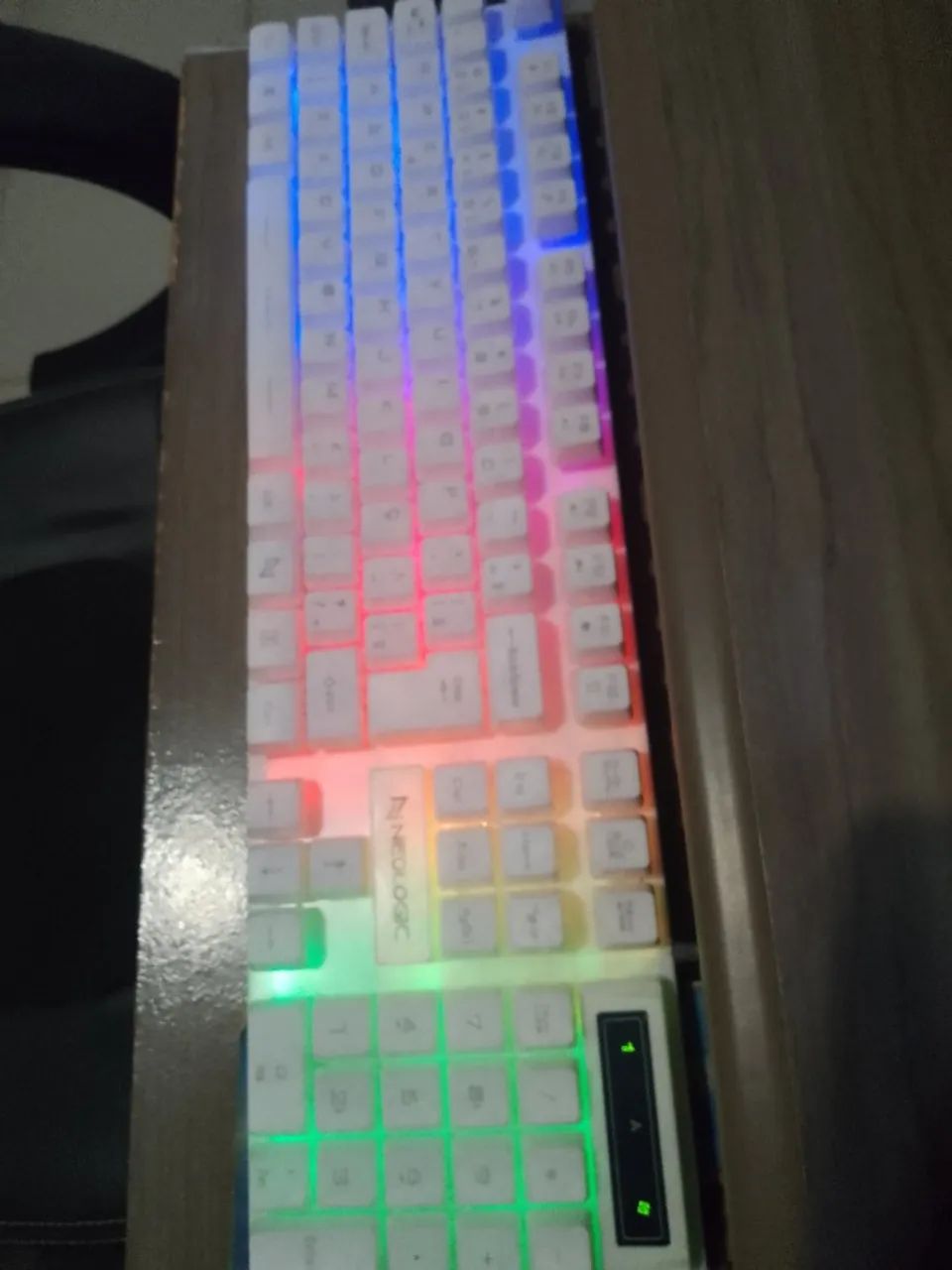 Teclado Gamer Neologic Infinite Play White, Semi Mecânico, ABNT2, Rainbow, Branco, IFNT-WT - Foto 2