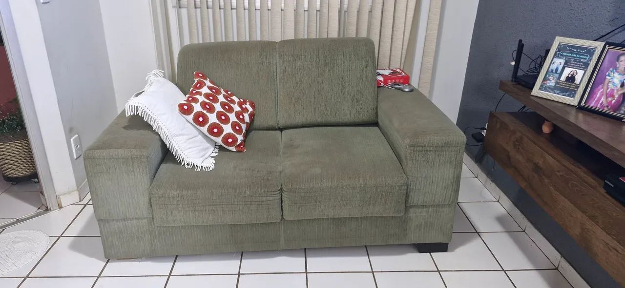 Sofa usado cor verde