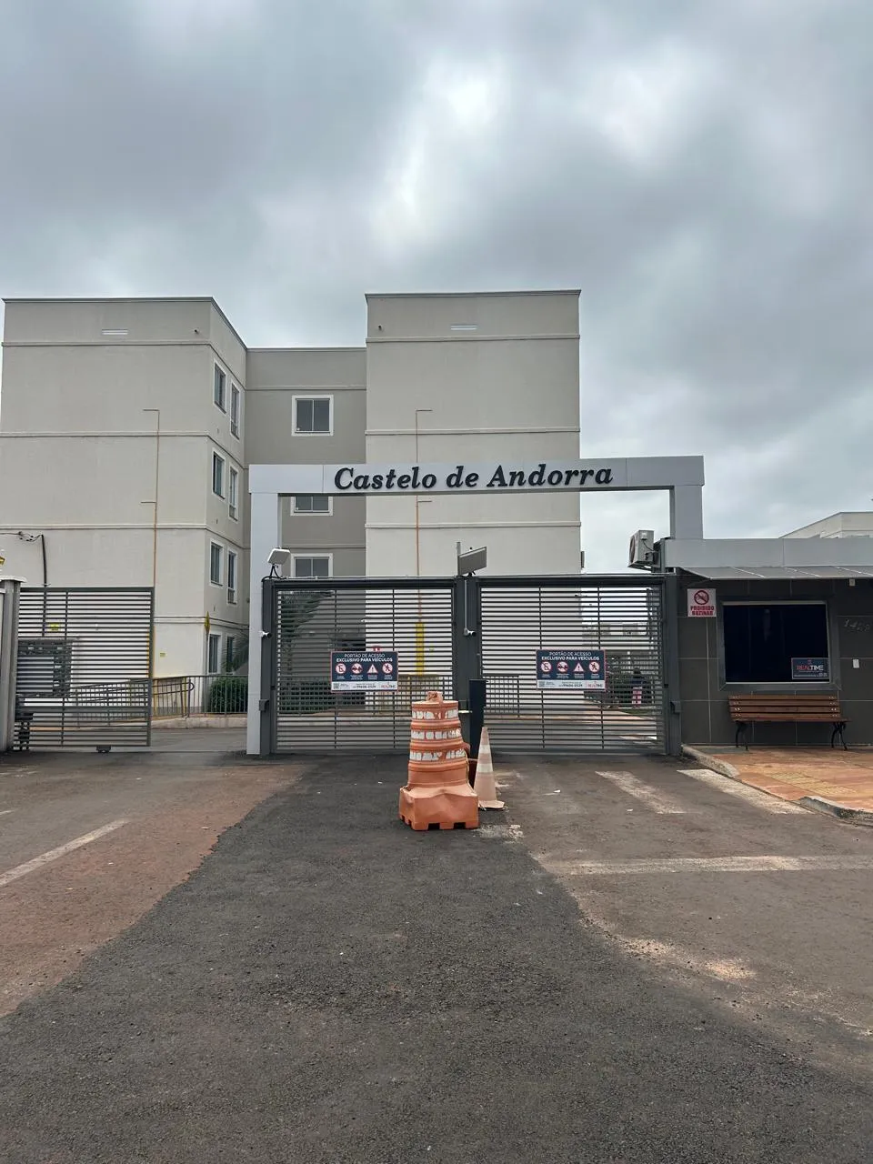 Imóvel para aluguel tem 40 metros quadrados com 2 quartos em Pioneiros - Campo Grande - MS