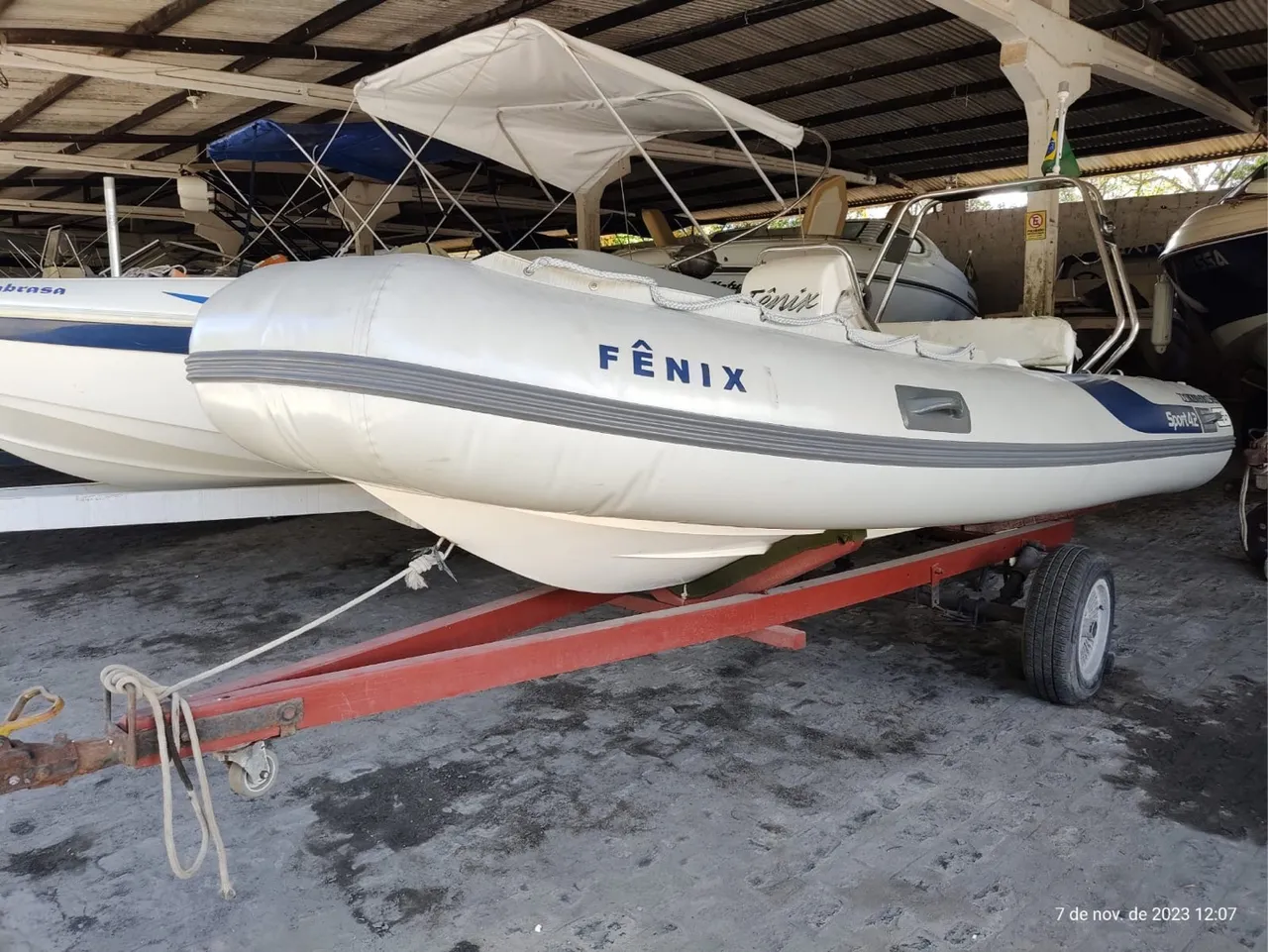 2005 ZEFIR 4.2Metros inflável. 50HP. Pouco uso.