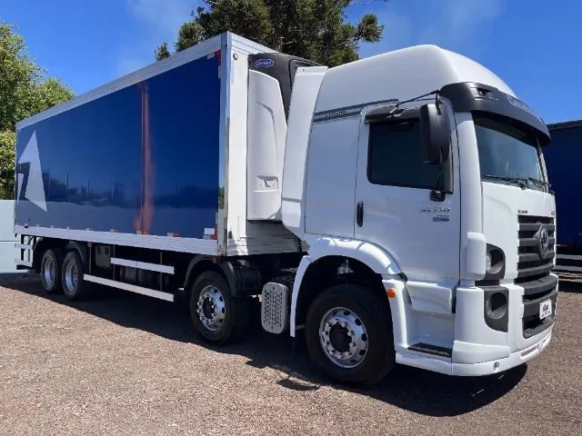 VW Volkswagen 30.330 8X2 2018 Teto Alto Automático Completo Bitruck Baú Frigorífico 16 Pal - Foto 2