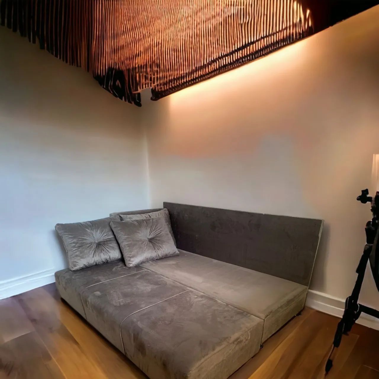 SOFÁ CAMA 3 LUGARES com almofada soltas diversas cores produtos de fábrica - Foto 3
