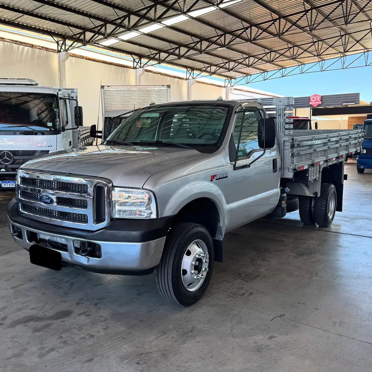 Ford F4000 2015