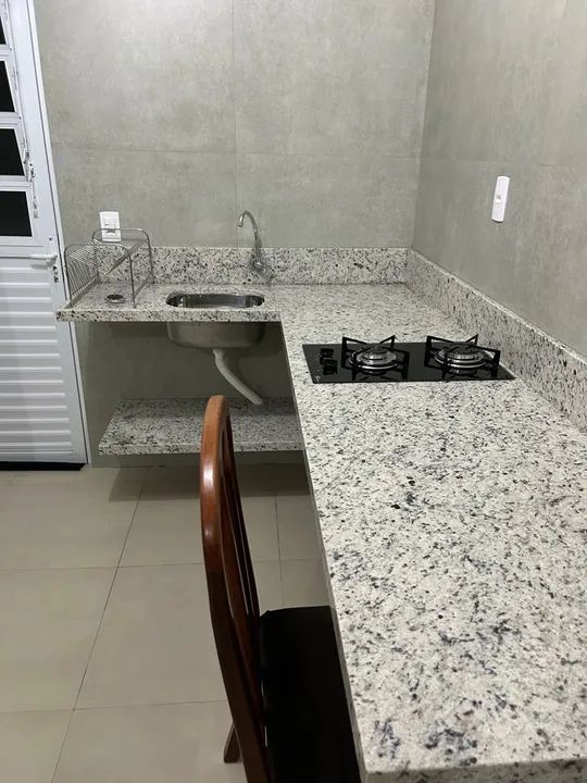 Aluga-se linda Kitnet residencial em Biguaçu - Foto 2