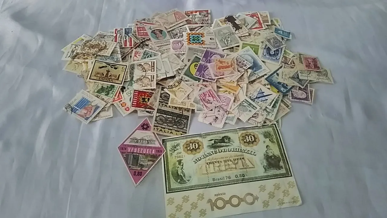 550 Selos de Diferentes Paises