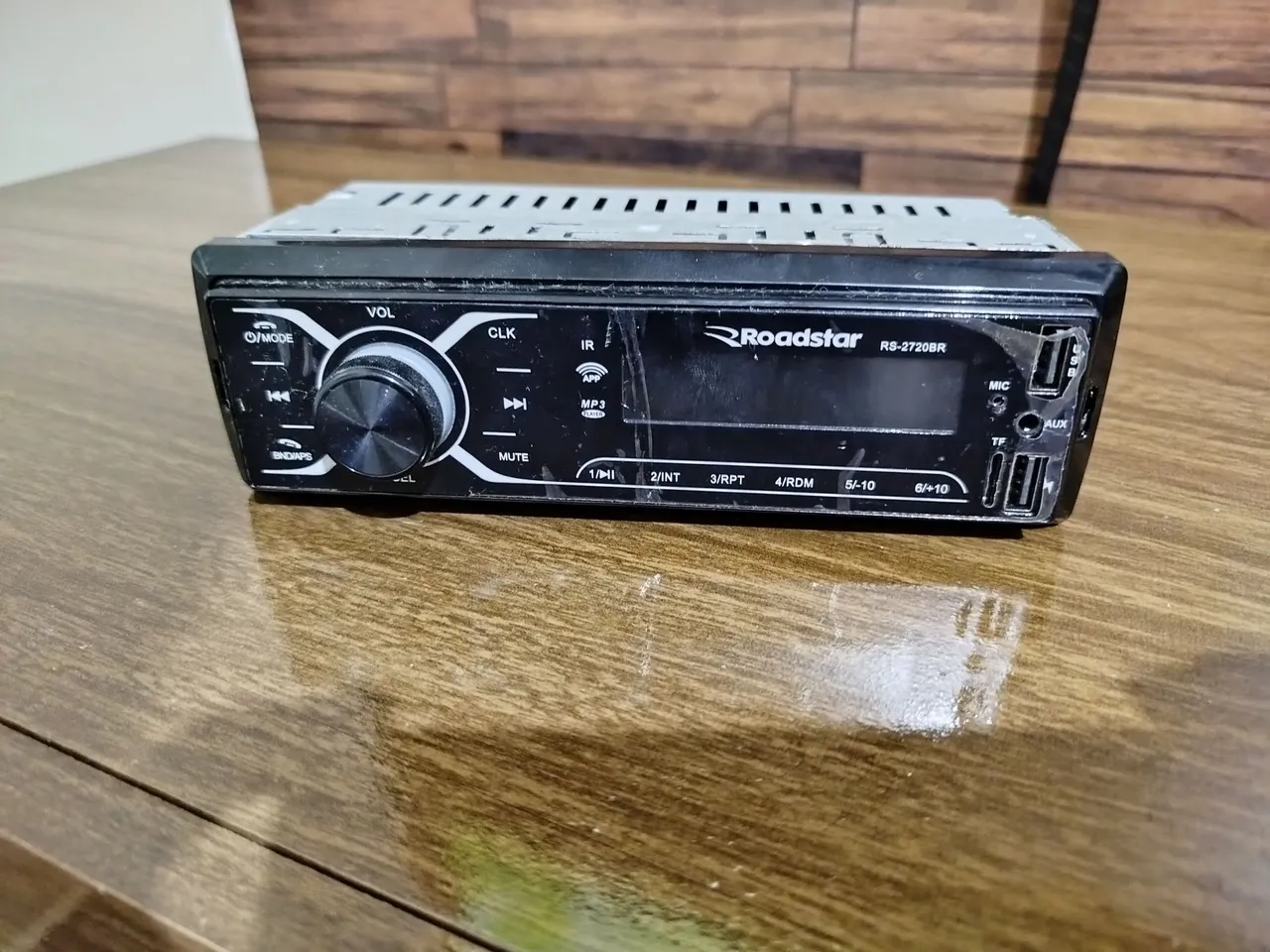 Som Automotivo Roadstar RS-2720BR