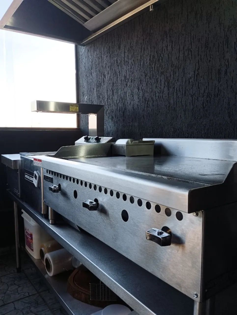 Chapa Vulcan a Gás 91x68cm - 25,4mm - 3 Queimadores (Semi-nova)