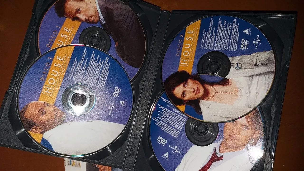 Pack Box Dr House Original 2a Segunda Temporada 6 Discos Impecáveis 24 Episódios  - Foto 2
