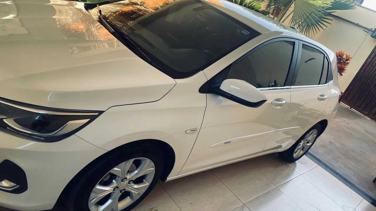 Vendo Ônix Premier 1.0 - Foto 3