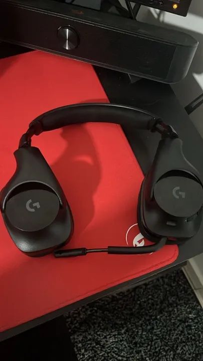Headset SEM FIO Logitech g533 (semi-novo)