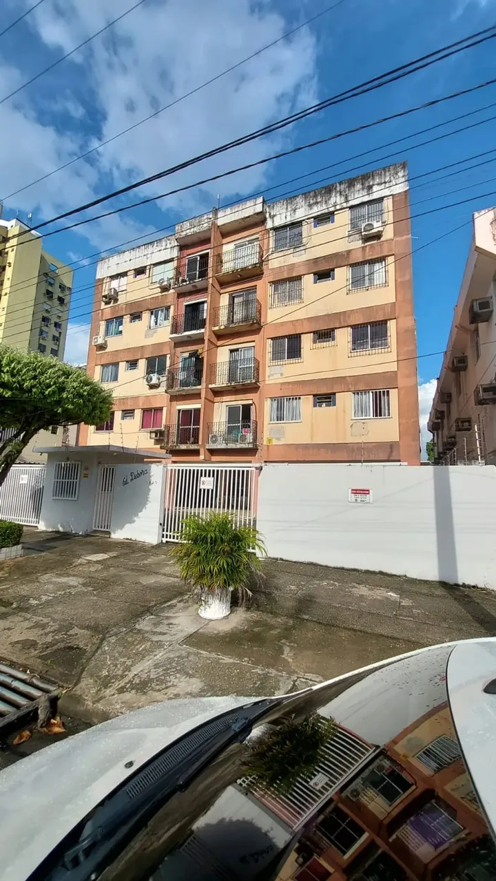 RC- VENDE-SE APT NO ED.DÉBORA PRÉDIO DE ESCADA 1 ANDAR