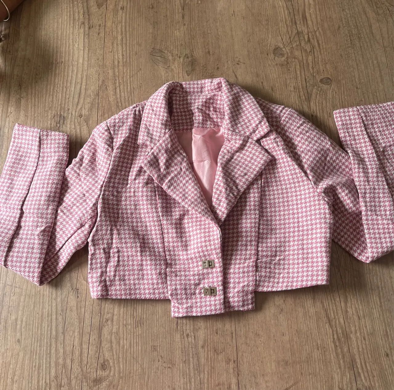 Jaqueta Cropped Rosa Tweed - Foto 2