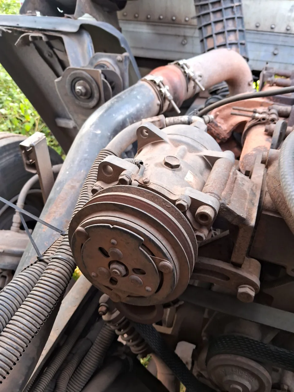 Ar condicionado ford cargo 2422