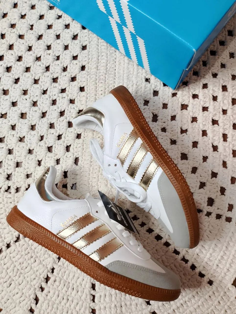 Tênis Adidas Samba Branco e Dourado n°36Novo  - Foto 3