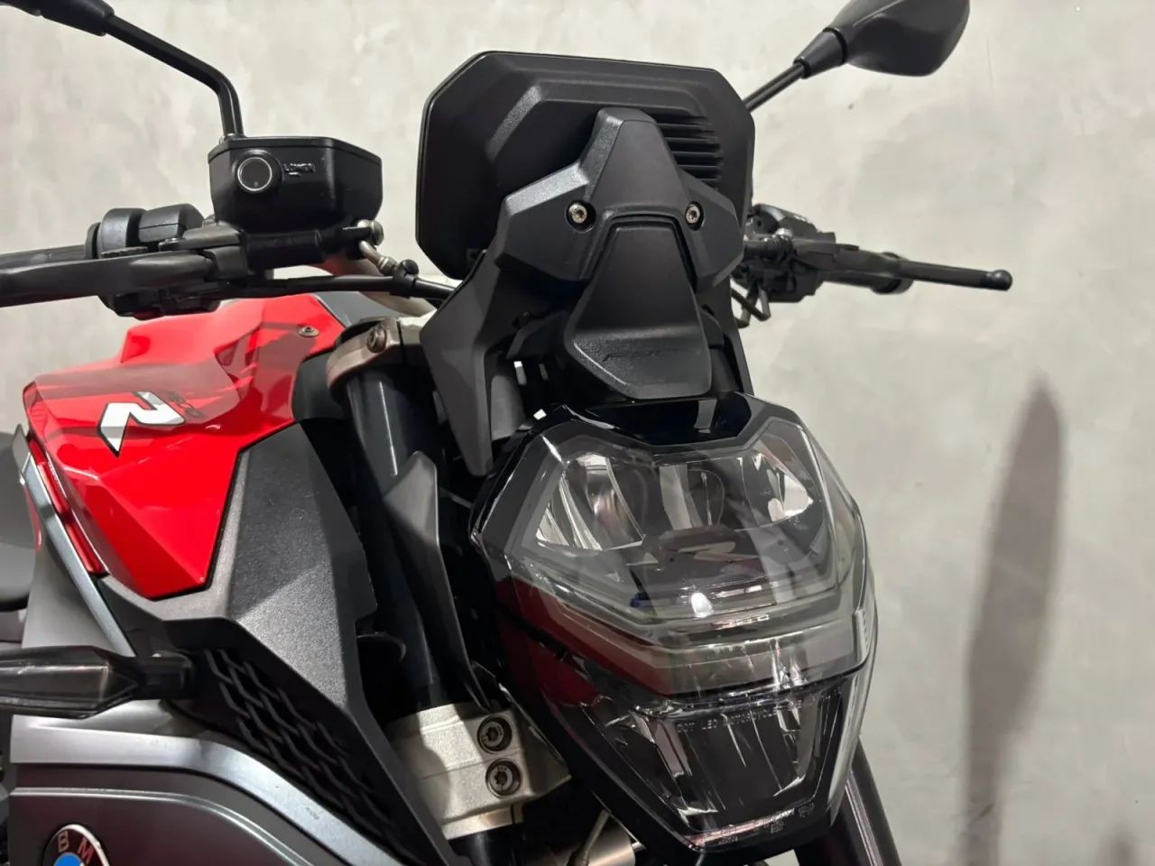 BMW F 900 R SPORT VERMELHO 2024 - Foto 4