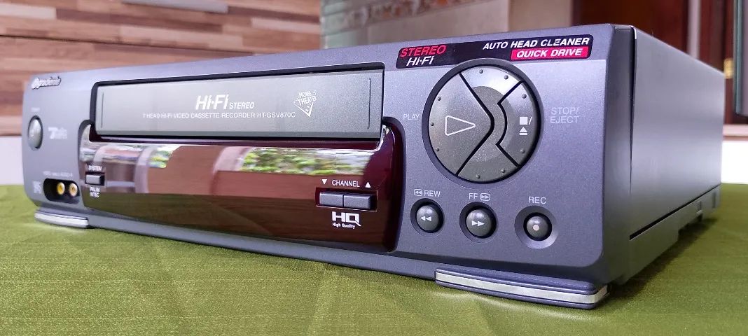 Vídeo Cassete GRADIENTE HT-GSV 870C64318338458627120