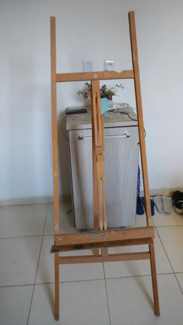 Cavalete de madeira para pintura