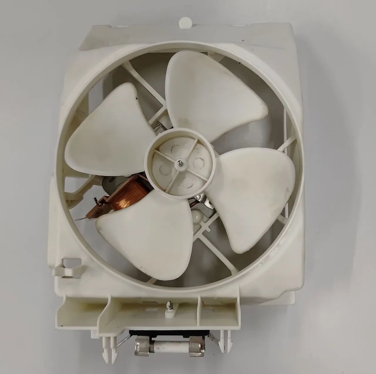 Ventilador Micro-Ondas 110V Marca Galazans Mod. GAL6309U-ZD