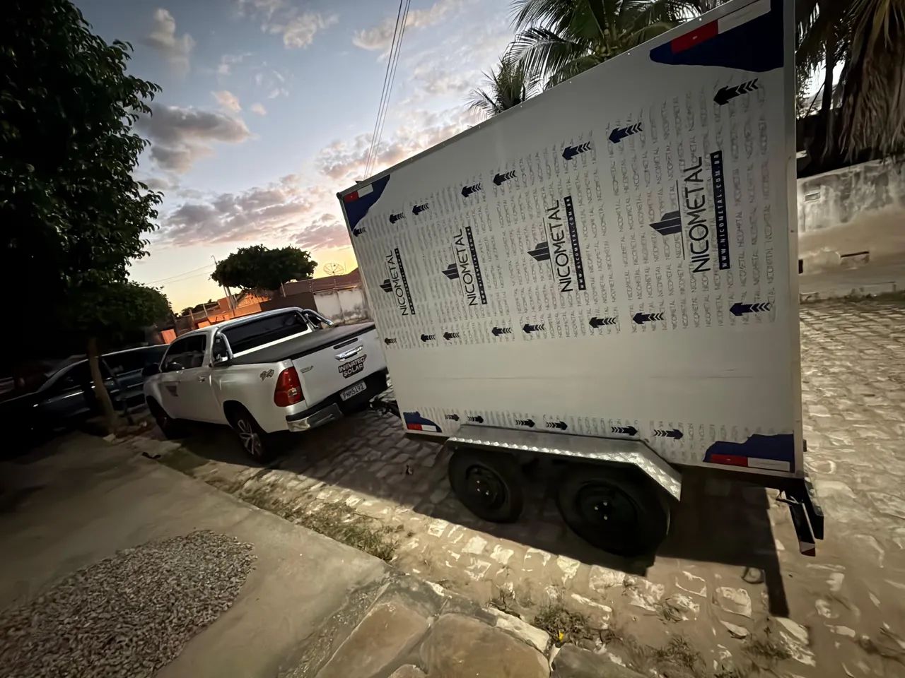 Carrocinha 02 eixos (nova) 1,40 x 2,10