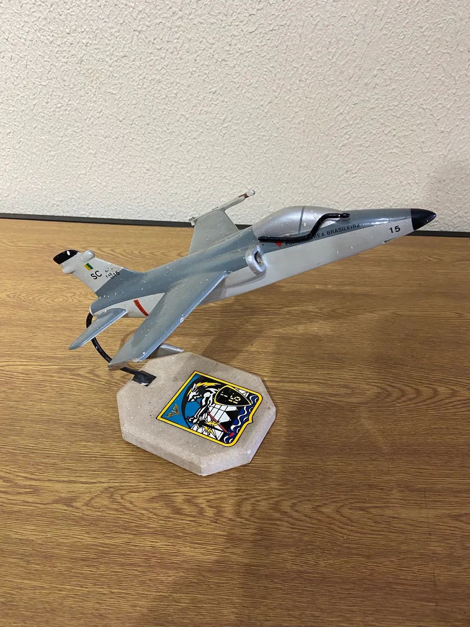 Miniatura de avião A-1 da Força Aérea Brasileira - FAB5515 - Foto 4