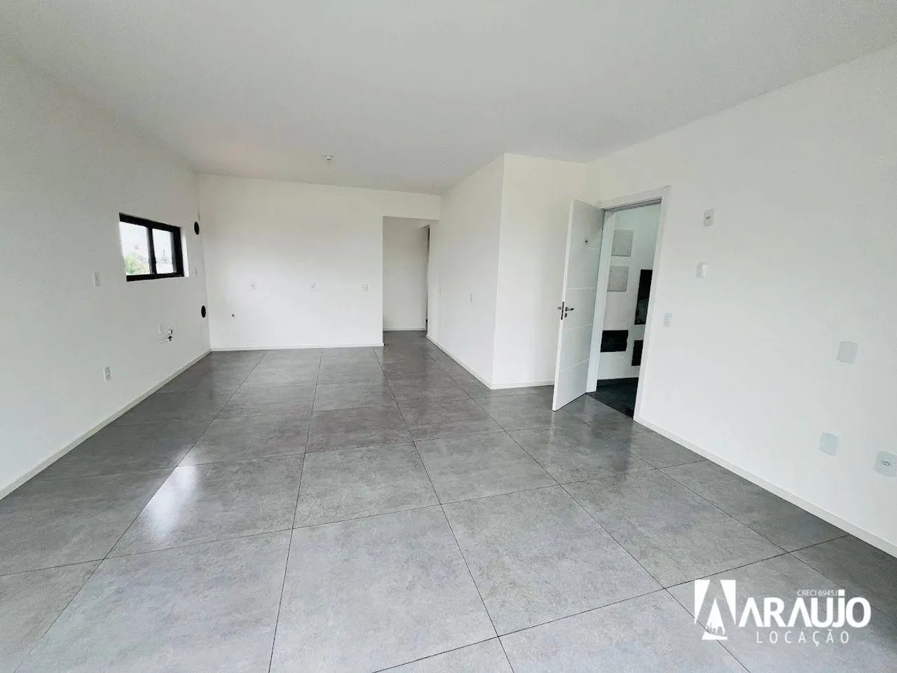 APARTAMENTO COM 3 DORMITÓRIOS PARA ALUGAR EM ITAJUBA - Barra Velha/SC