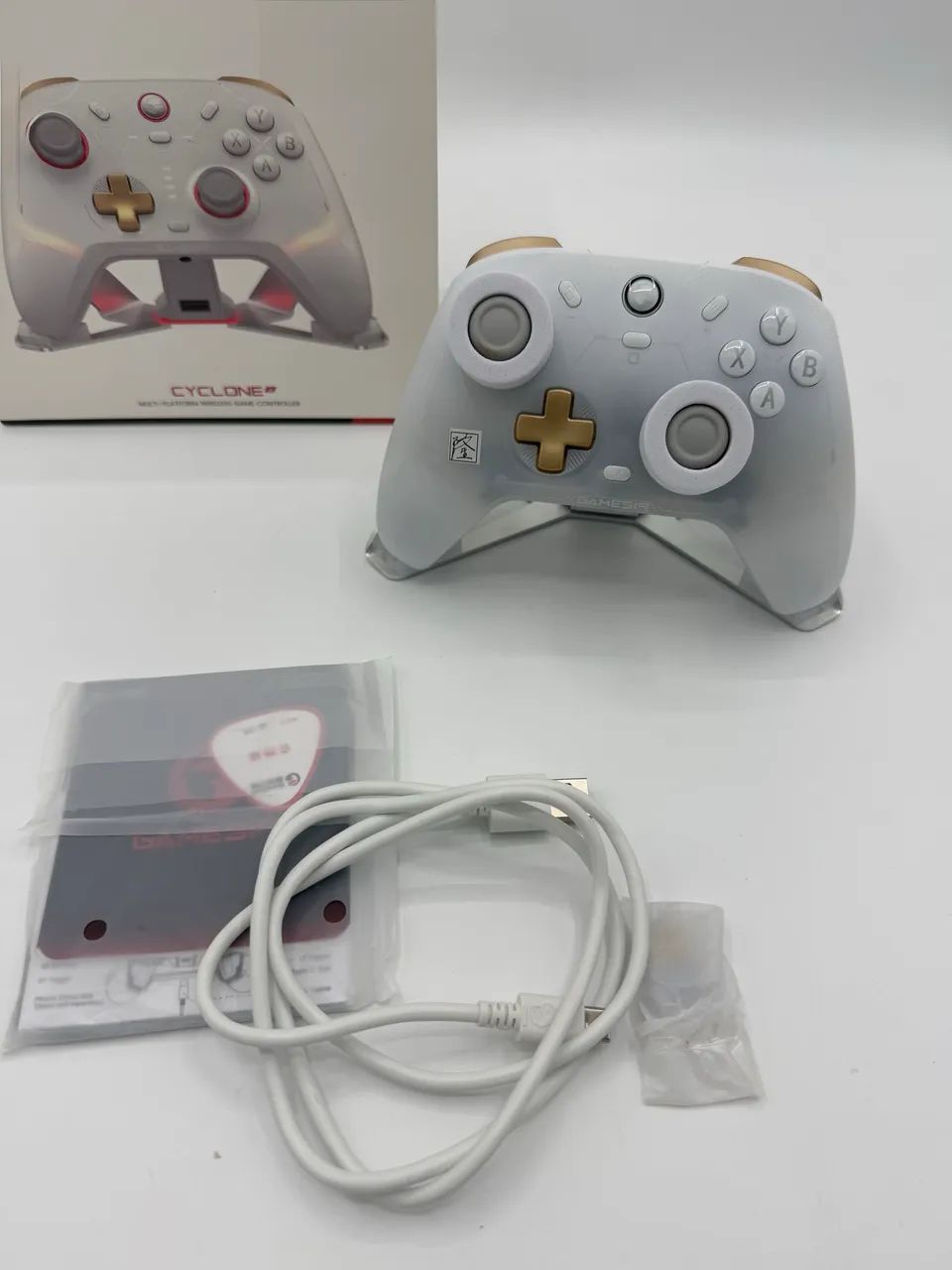 Controle Gamesir Cyclone 2 Bundle Edition Dock - Foto 2