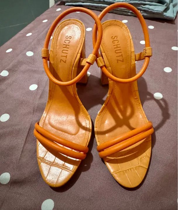 Vendo salto Schutz 36/37 - Foto 2