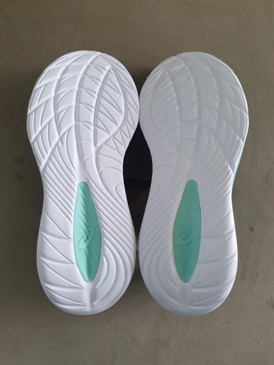 Tênis Asics Gel-Cumulus 27 NOVO! 43 - Foto 4