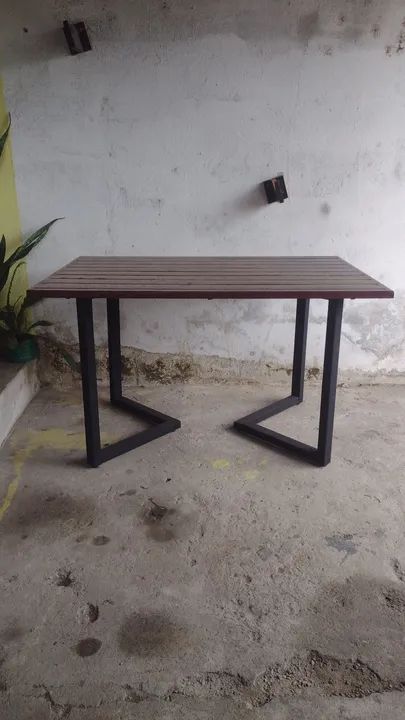 Mesa de Jantar toda em Madeira com Estilo industrial  - Foto 2