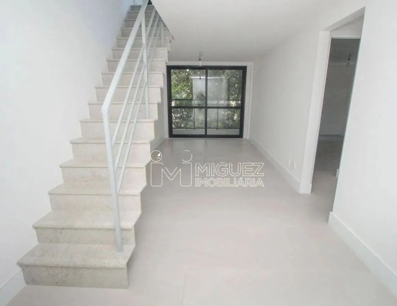 Vendo cobertura rua Homem de Melo com 4 quartos, Piscina e 2 vagas - Foto 2