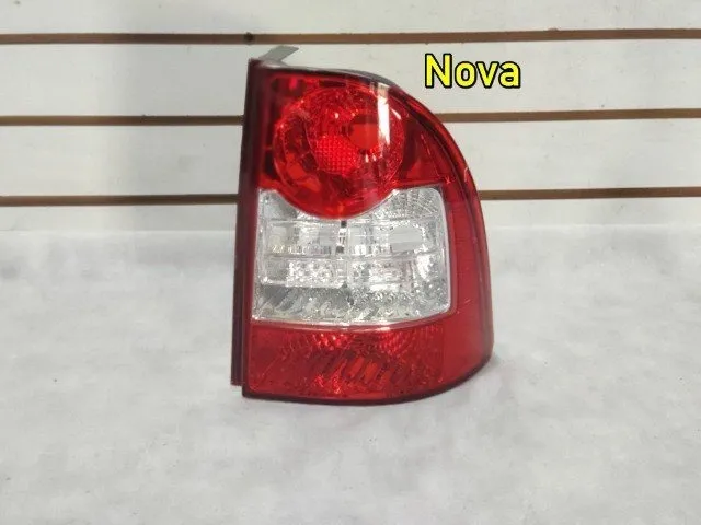 Lanterna Direita Fiat Strada 2009 2010 2011 2012 Depo