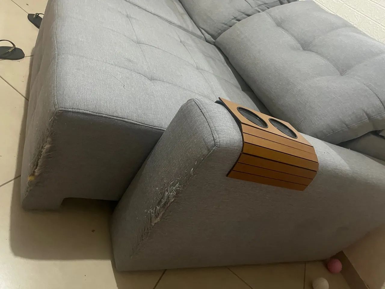 Sofá retrátil cinza 2,40cm - Foto 3