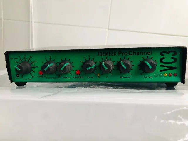 Preamp Compressor e Enhance Joemeek Vc3 - Instrumentos musicais
