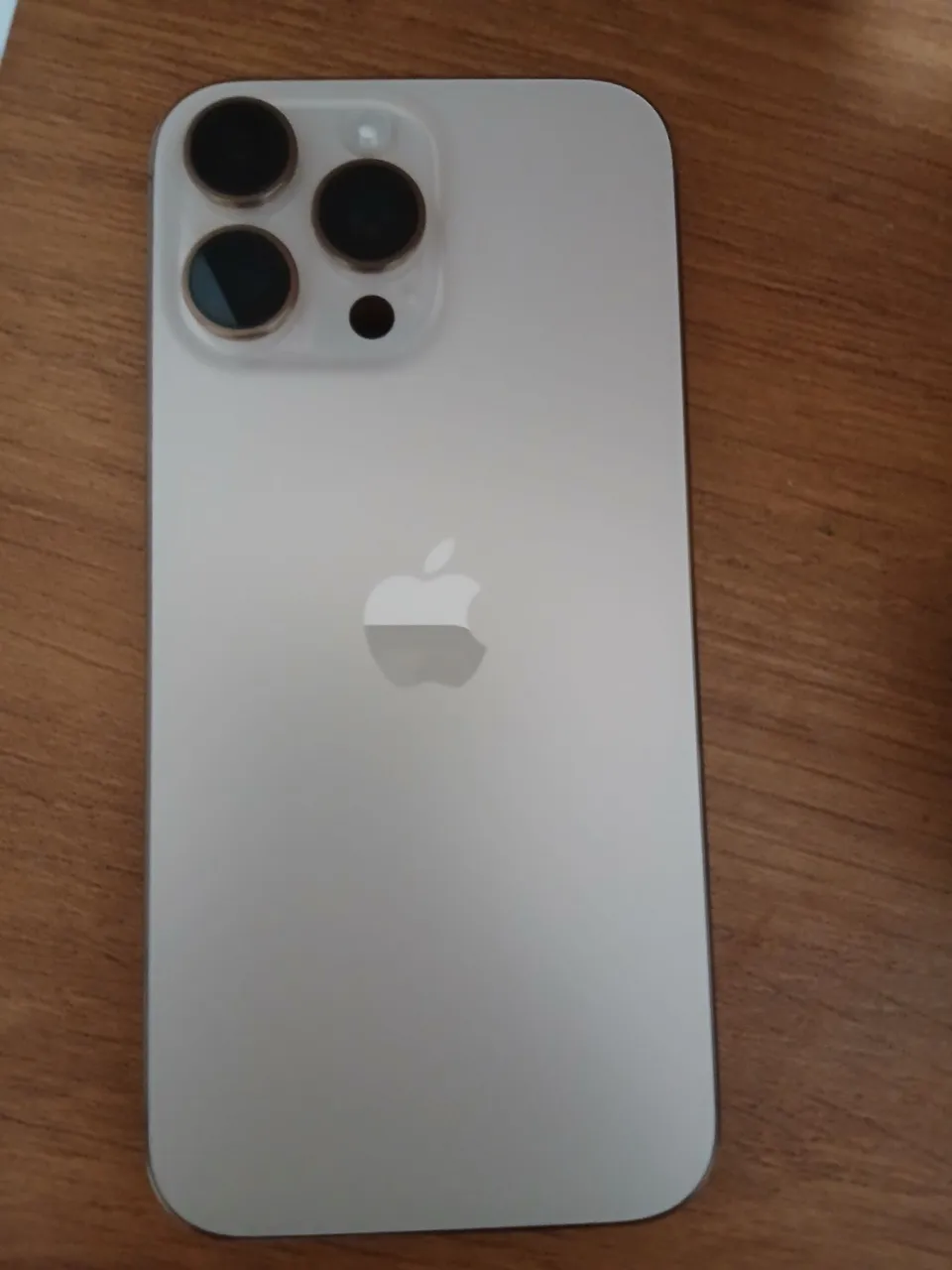 IPHONE 16 PRO MAX 256GB EM EXCELENTE ESTADO 