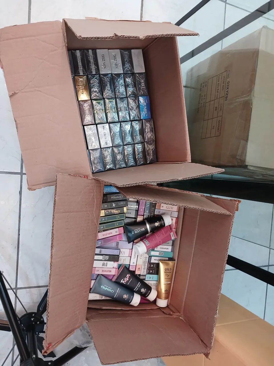 Perfume  bem cheiroso. Eu vender pra revender também  - Foto 4