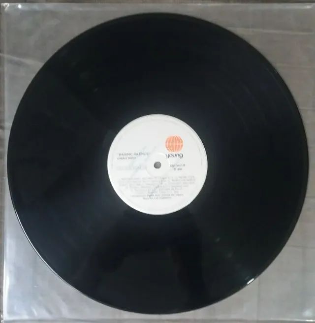 LP Uriah Heep - Raging Silence - Foto 4